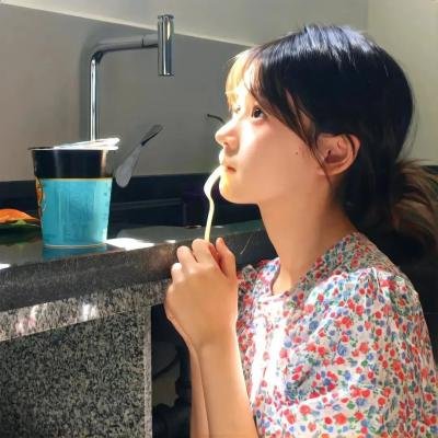 明星代言被曝言论翻车，连日来社交平台画面流出